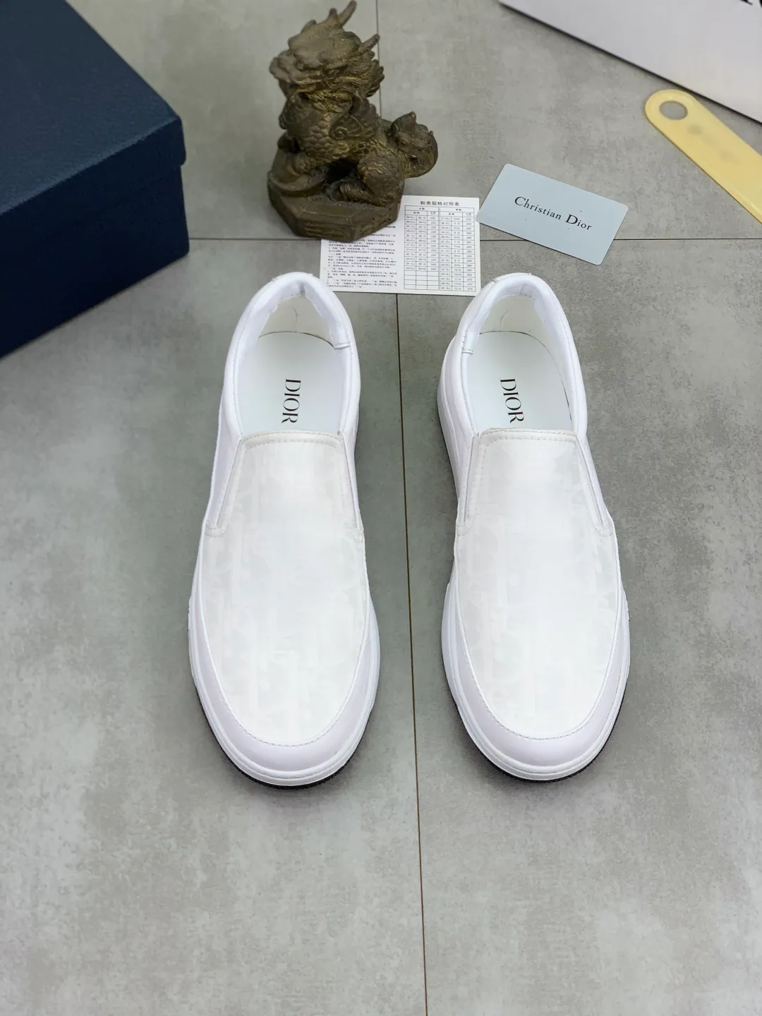 Men's Men's Shoes💰P400💰[New Style]🆘[Dior] 2025 Dior Original Lace-up Low-top Men's Shoes Classic casual shoes 🔥This model is the official flagship model with high quality and made by famous original designers. It is made of high-quality cowhide with original materials➕Comfortable and breathable mesh lining➕Pigskin insole. The perfect last shape and generous and fashionable design have attracted many consumers. Suitable for drivers to drive🚗. What you want is the highest quality in the market. Color: 4️⃣Color code number: 38--44 (45 customized)